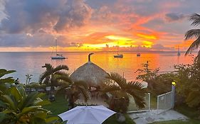 Meri Lodge Huahine